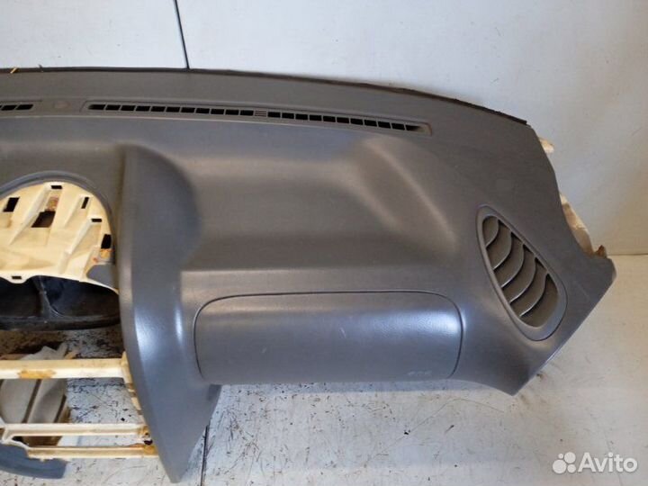 Торпедо Hyundai Santa Fe 1 2.7 2001