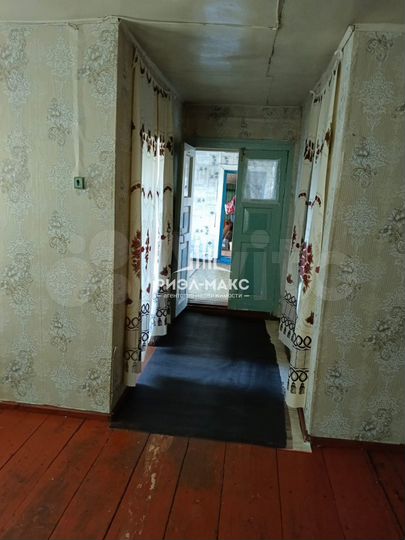 Дом 60 м² на участке 12 га