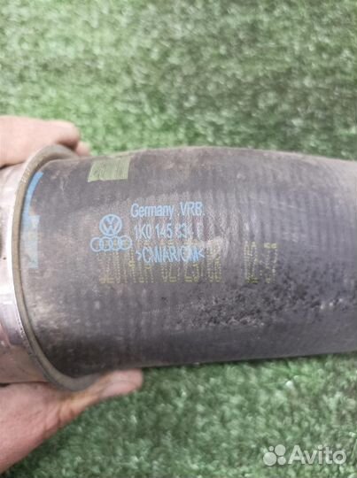 Патрубок интеркулера VW Jetta 2005-2011