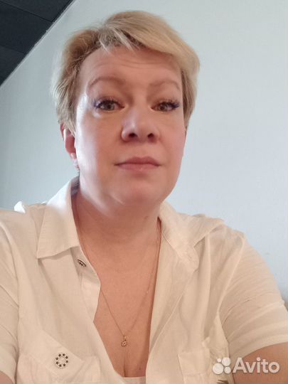 Товаровед,продавец,уборщица