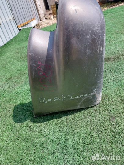 Бампер задний Dodge Caravan 3 NS EDZ 1997