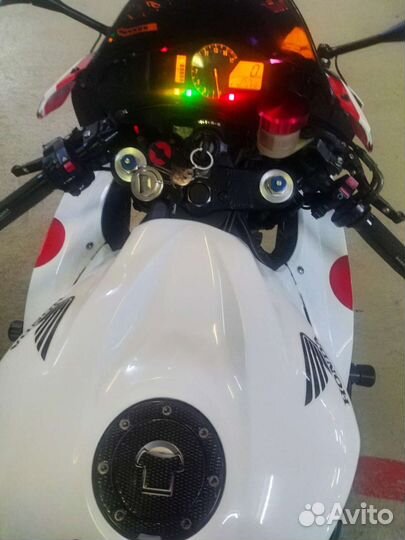 Продается мотоцикл honda CBR600rr 2009