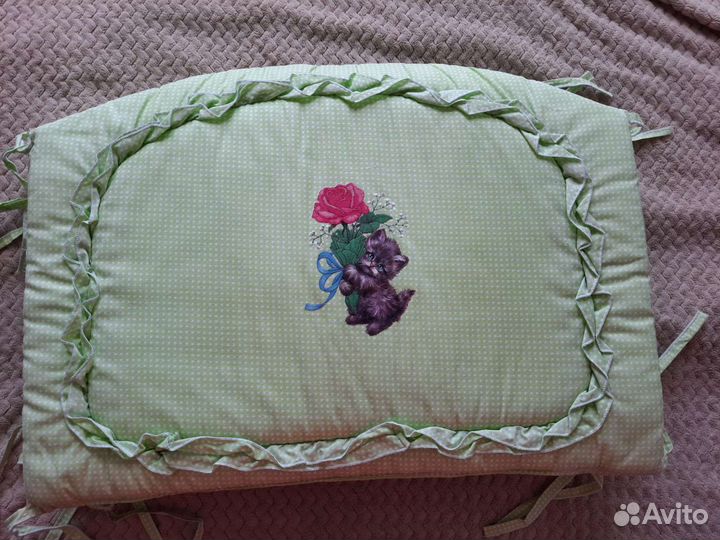 Комплект:бортики +постельное белье в кроватку