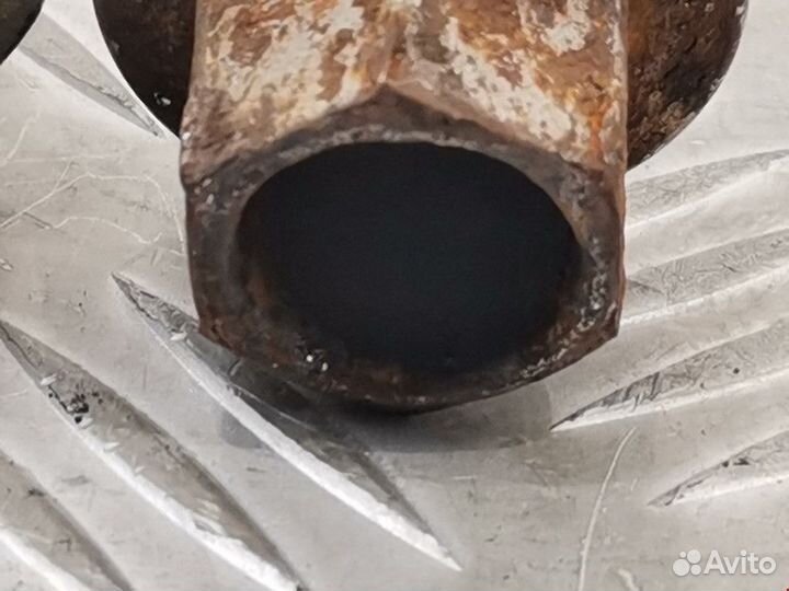 Болт Lexus LX 2 1999 90942-01103