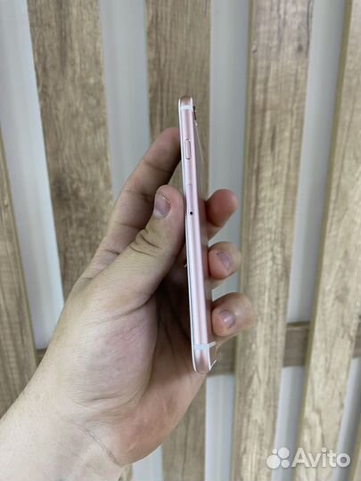 iPhone 6S, 64 ГБ