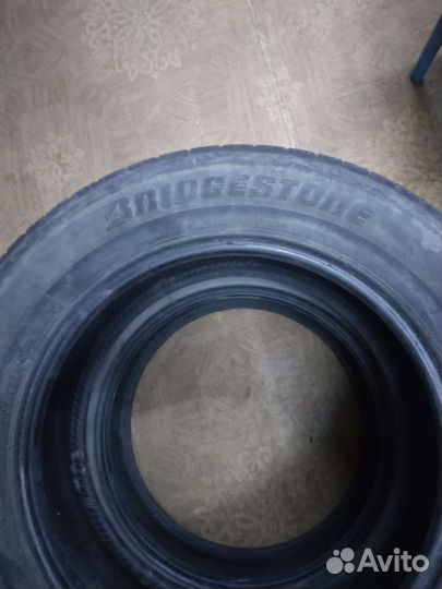 Bridgestone Blizzak DM-V1 225/65 R17