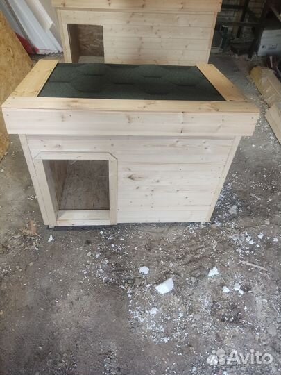 Будка для собаки с отделкой
