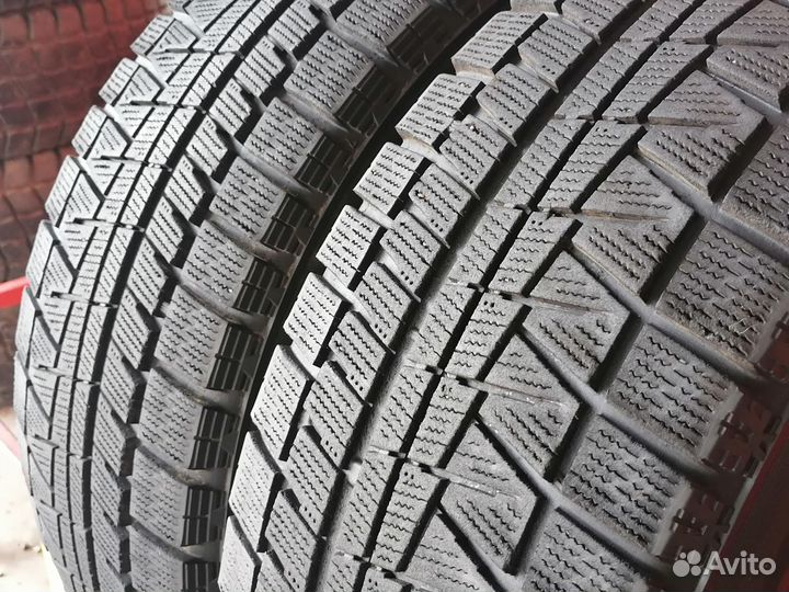 Bridgestone Blizzak RFT 225/55 R17