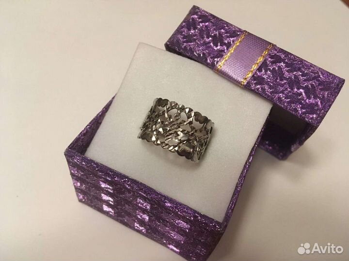 Серебряное кольцо