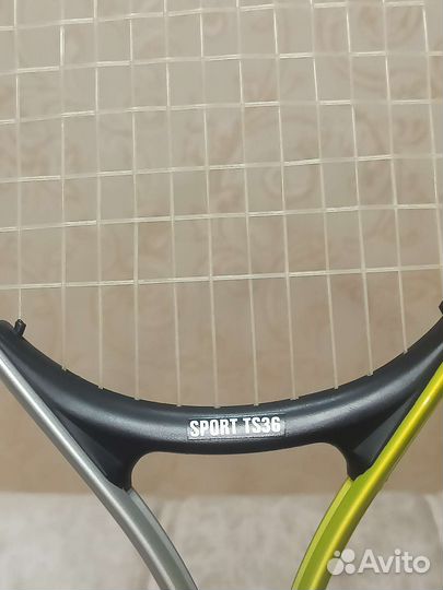 Теннисная ракетка для большого тенниса