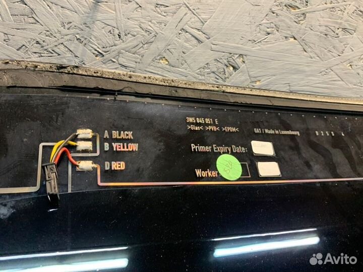 Стекло заднее Bentley Continental Flying Spur 3W2