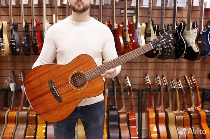 Акустическая гитара Cort AF510M-OP