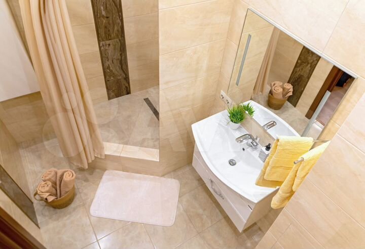 2-к. квартира, 82 м², 4/13 эт.