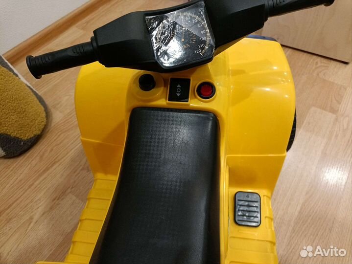 Электрическая машинка для детей