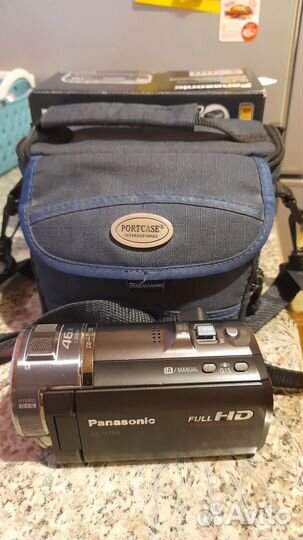 Видеокамера Panasonic HC-V700