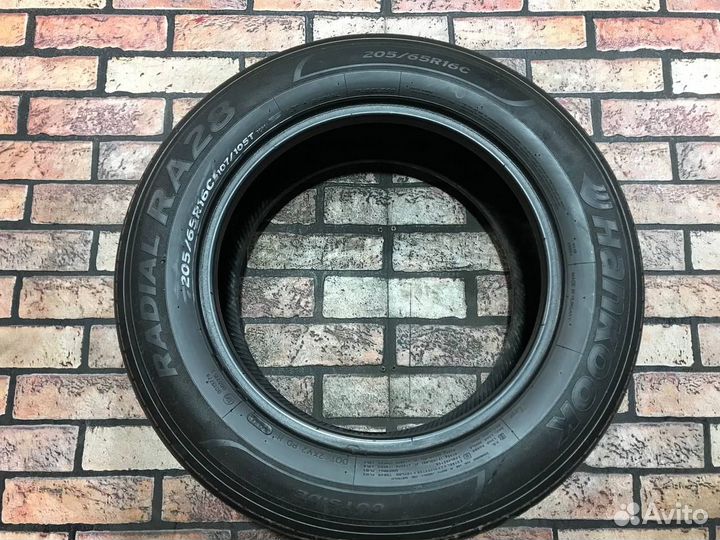 Hankook Radial RA28 205/65 R16