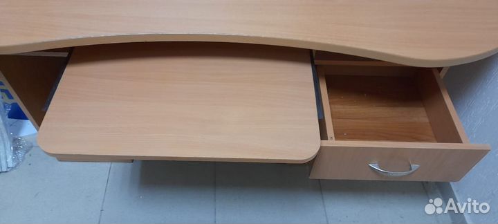 Письменный стол бу компьютерный