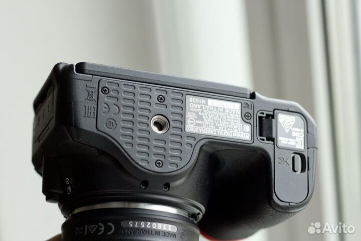 Nikon d5600 + kit 18-55 (пробег 8422)