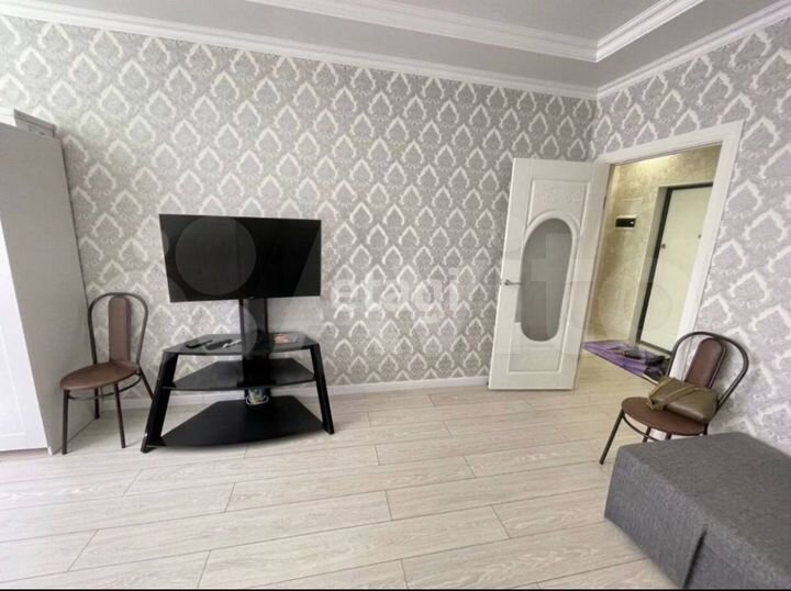 1-к. квартира, 42 м², 3/12 эт.