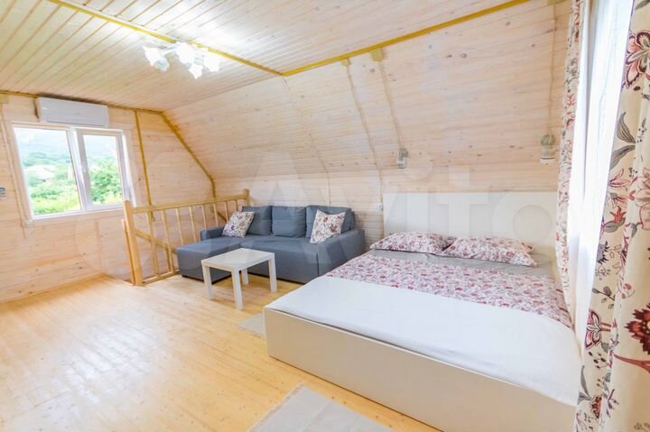 Дом 68 м² на участке 5 сот.