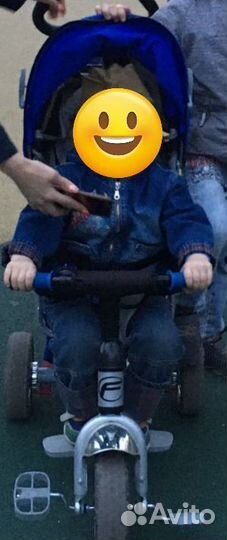 Велосипед трехколесный с ручкой