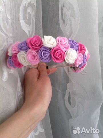 Венок, ободок на голову из цветов