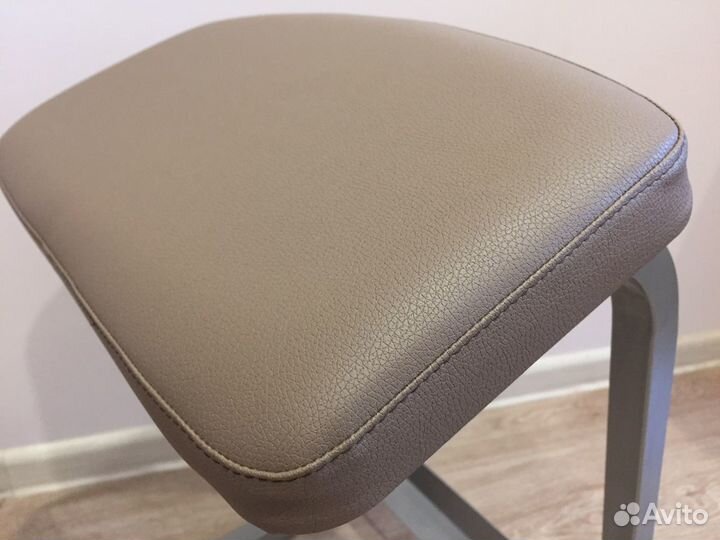 Коленный стул