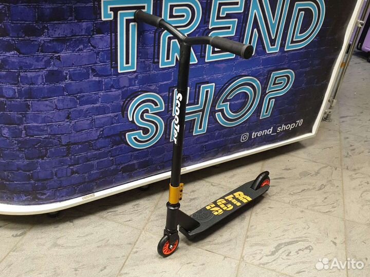 Самокат трюковой оранж