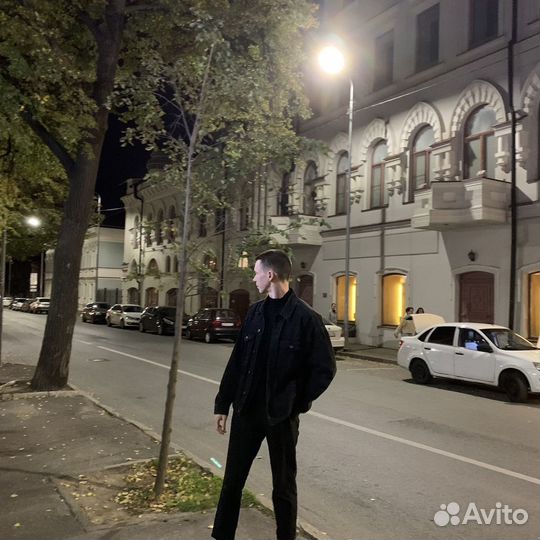 Копирайтер, официант, менеджер