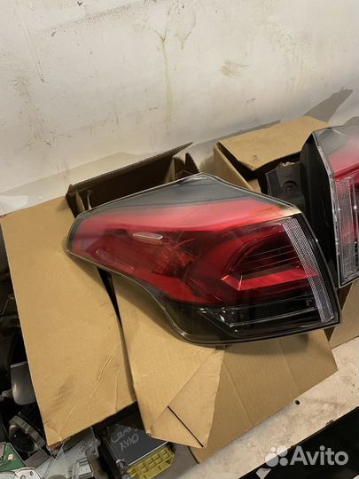 Фонарь задний Toyota Rav4 XA40