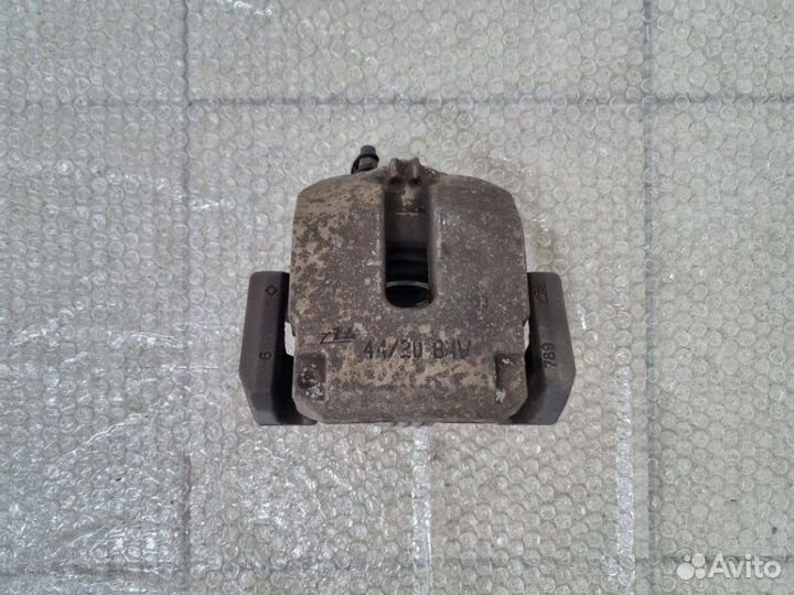 Суппорт тормозной задний левый Bmw X5 E70 N55B30