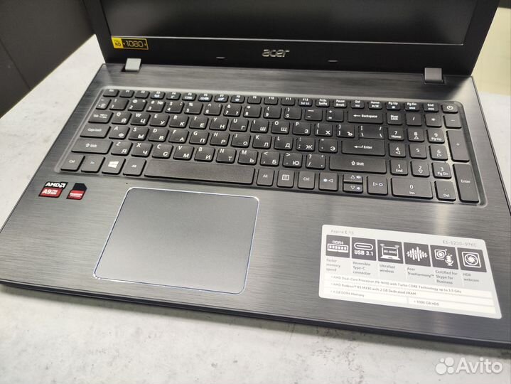Ноутбук Acer Aspire E5-523G-9225