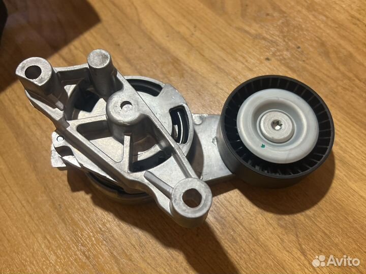 Натяжитель ремня приводного VAG 1.8D/2.0D