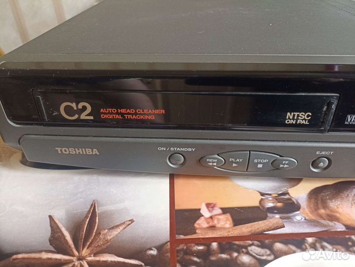Видеомагнитофон toshiba
