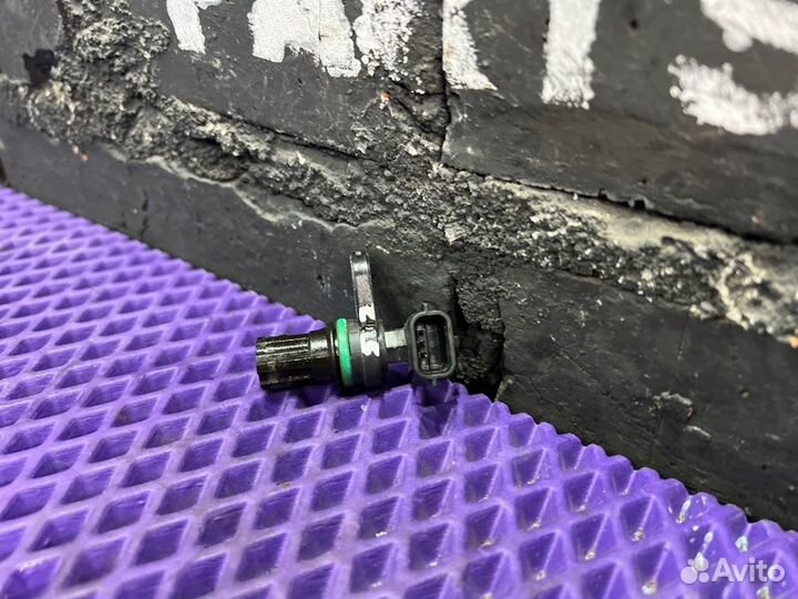 Датчик положения распредвала Nissan X-Trail