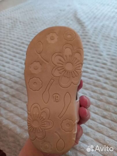 Босоножки для девочки