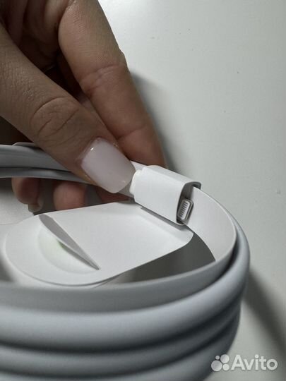 Оригинальный кабель Apple USB-C to Lighting