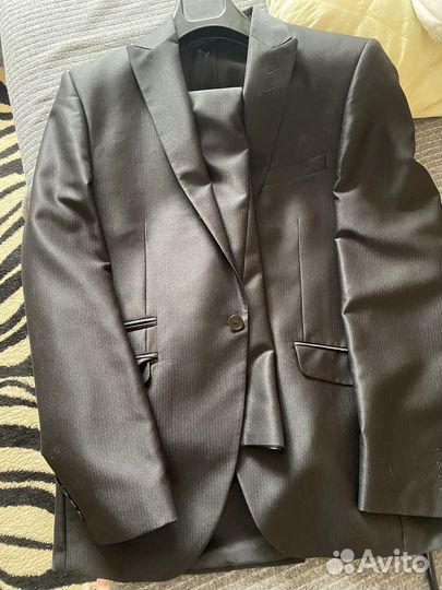 Костюм мужской