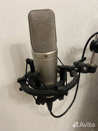 Студийный микрофон Rode nt1000