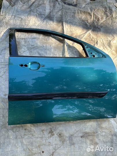 Дверь передняя правая ford focus 1