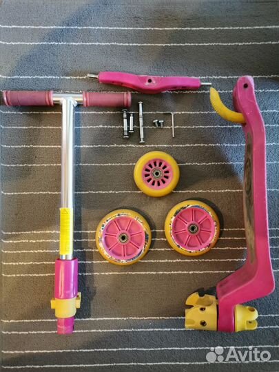 Самокат (кикборд) Explore Tredia Sport