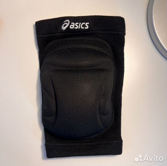 Наколенники asics perfomance kneepad