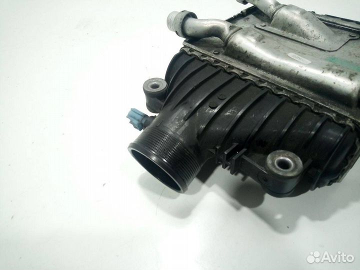 Интеркулер Jaguar F-Pace 2020 GX736K775AD