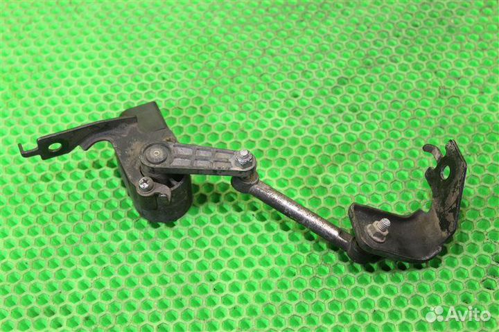 Датчик высоты дорожного просвета задний Nissan