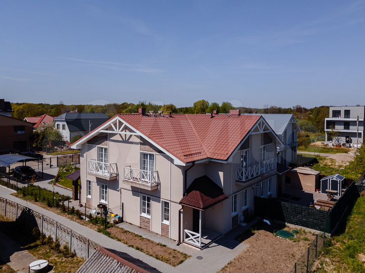 Таунхаус 100 м² на участке 2,5 сот.