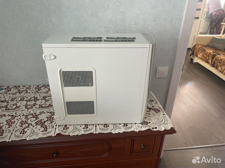 Корпус, блок питания, память ddr2 512*4шт