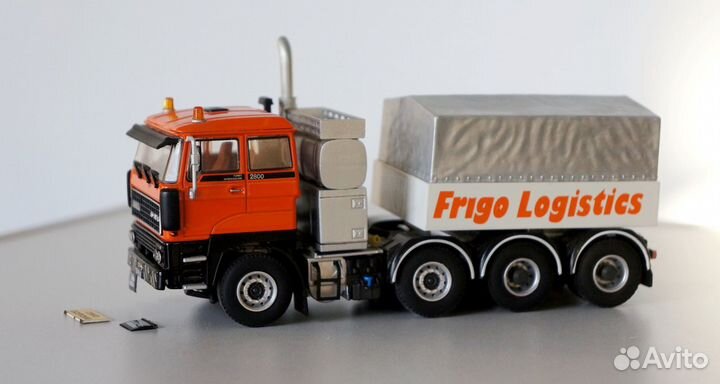 1/50 тягач DAF 8х4 1:50 редкий WSI