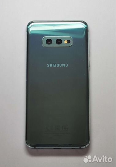 Телефон Samsung Galaxy S10e