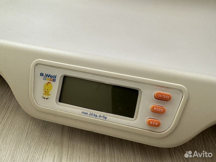 Детские весы B.well