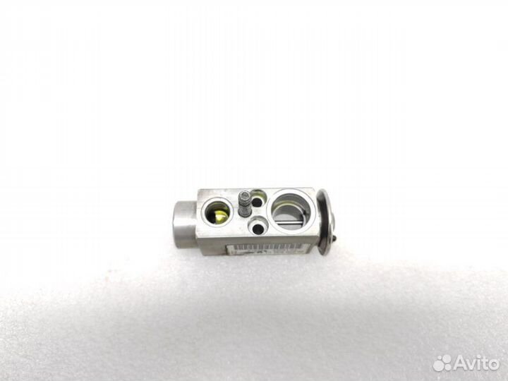 Клапан кондиционера Mercedes E-Class W211